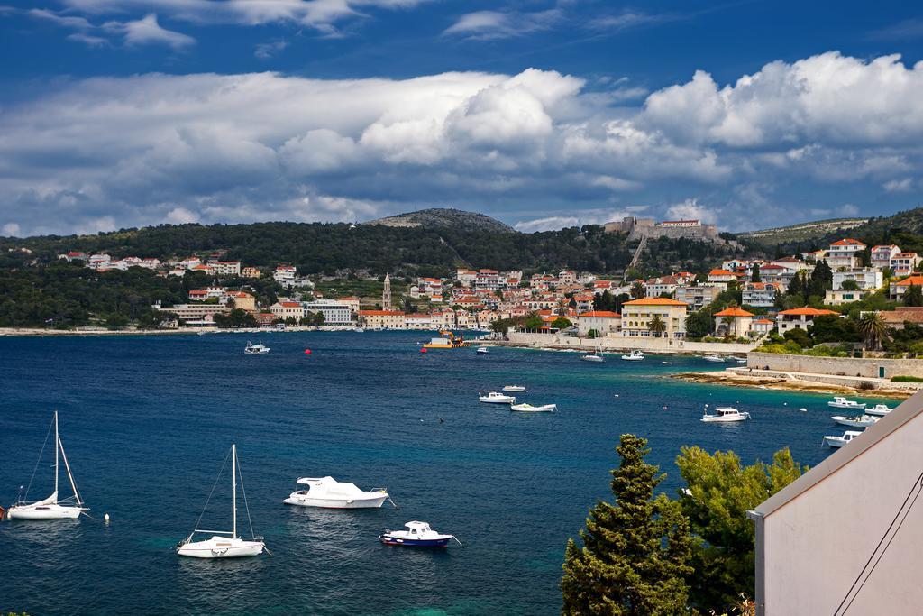 Apartments Bicanic Hvar Town Esterno foto